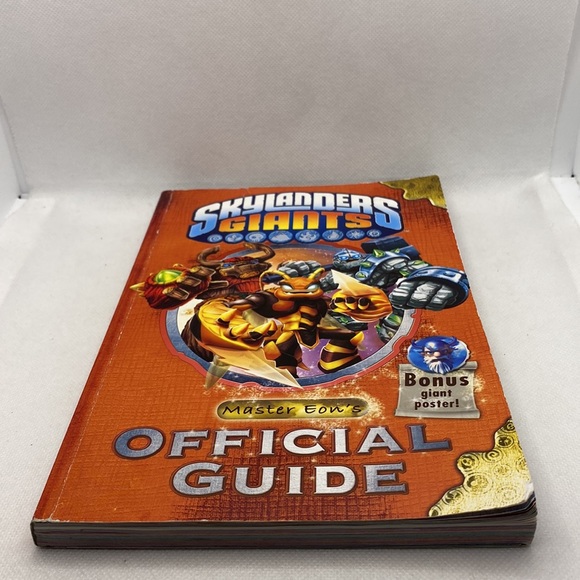 Skylanders Giants Master Eon’s Official Guide Activision Skylanders Universe - Picture 13 of 13